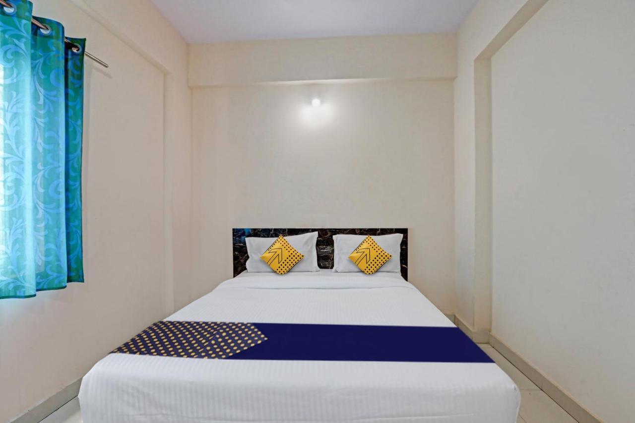Oyo Hotel C P Residency Mysore Buitenkant foto